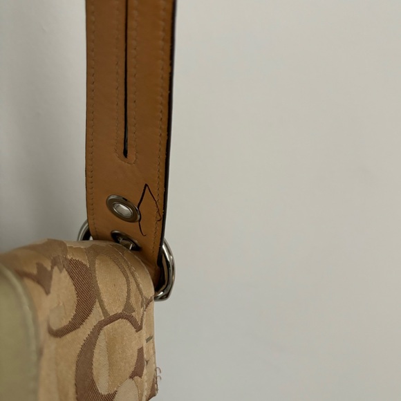 Coach Baguette Bag - Picture 8 of 8